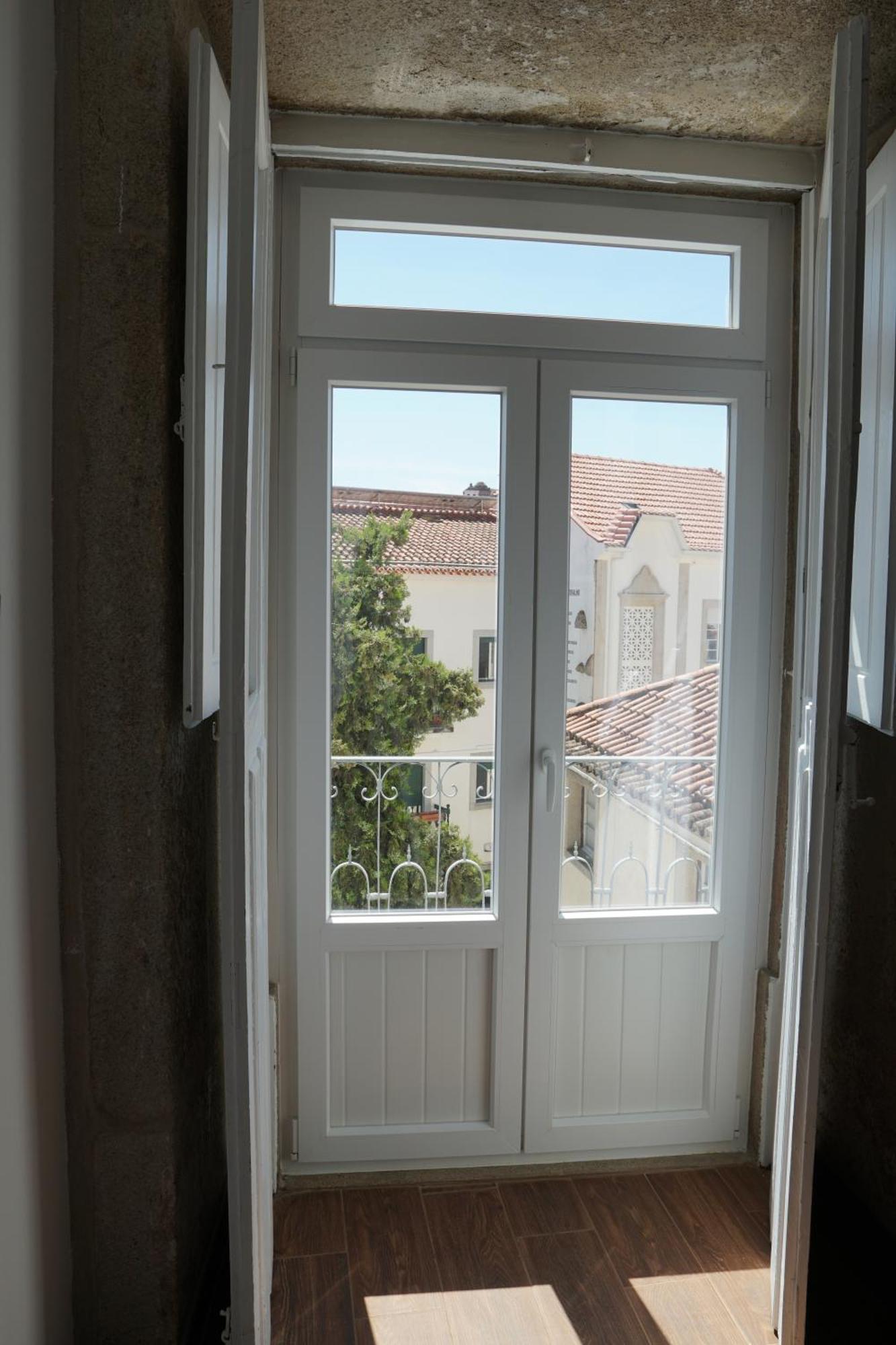 Solar Valadim - Serviced Apartments Castelo Branco  Phòng bức ảnh