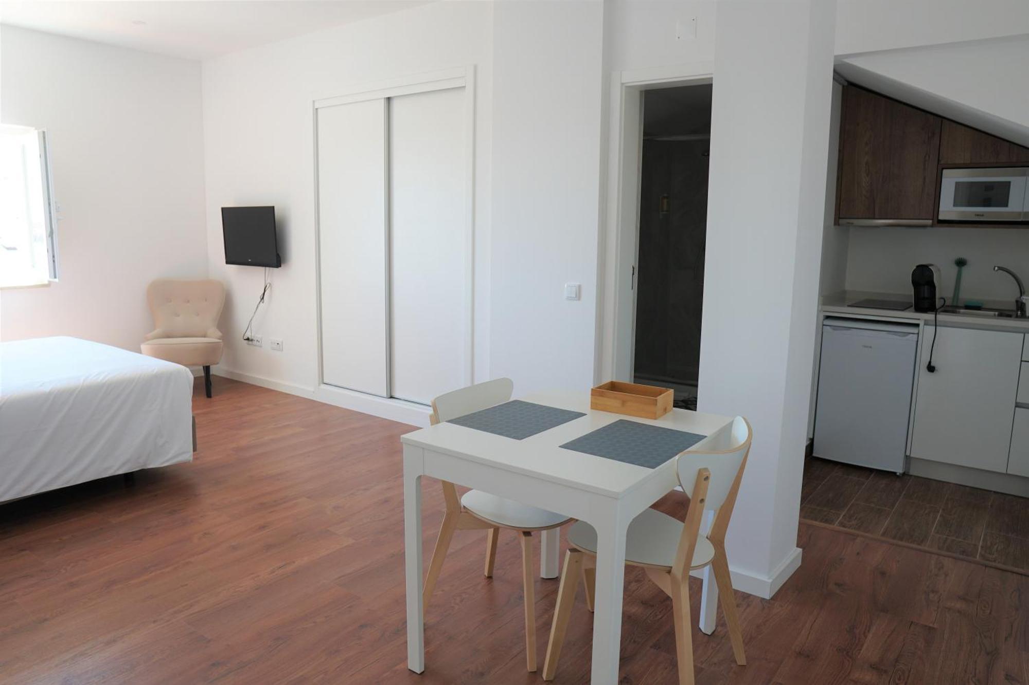 Solar Valadim - Serviced Apartments Castelo Branco  Phòng bức ảnh
